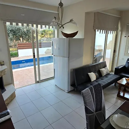 Vanessa Villa Paralimni